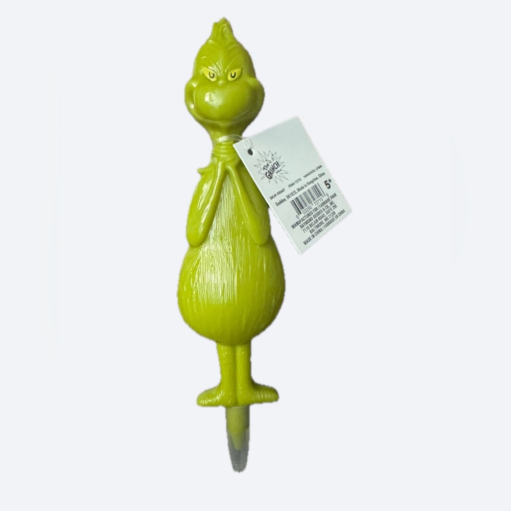 NWT THE Grinch Figure 🖊️